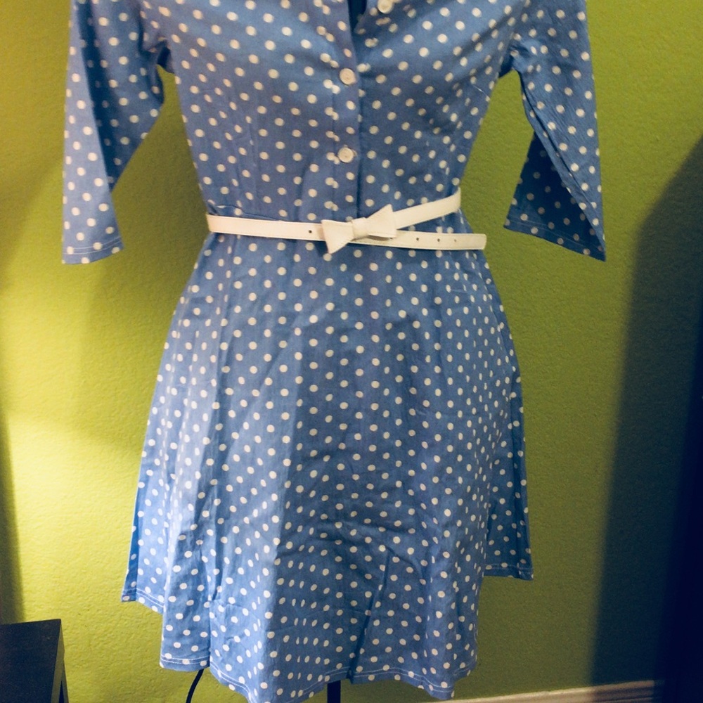 Dress - Picture 3 of 5